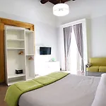 Beverello Hotel 3*