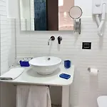 Beverello Hotel 3*