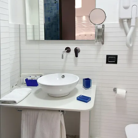 Beverello Hotel 3*