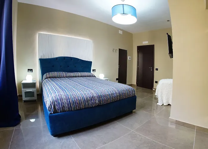 Beverello Hotel Nápoles