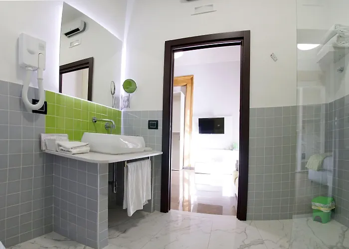 Beverello Hotel Nápoles