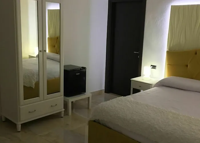 Beverello Hotel Nápoles