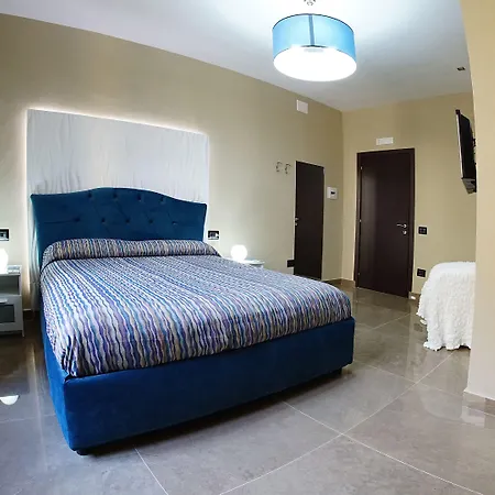 Beverello Hotel Neapol