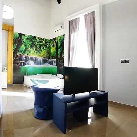 Beverello Hotel