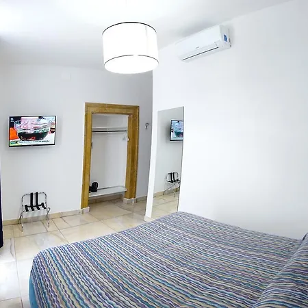 Beverello Hotel 2*